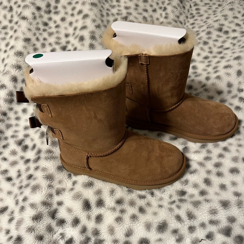 UGG Bailey Bow II